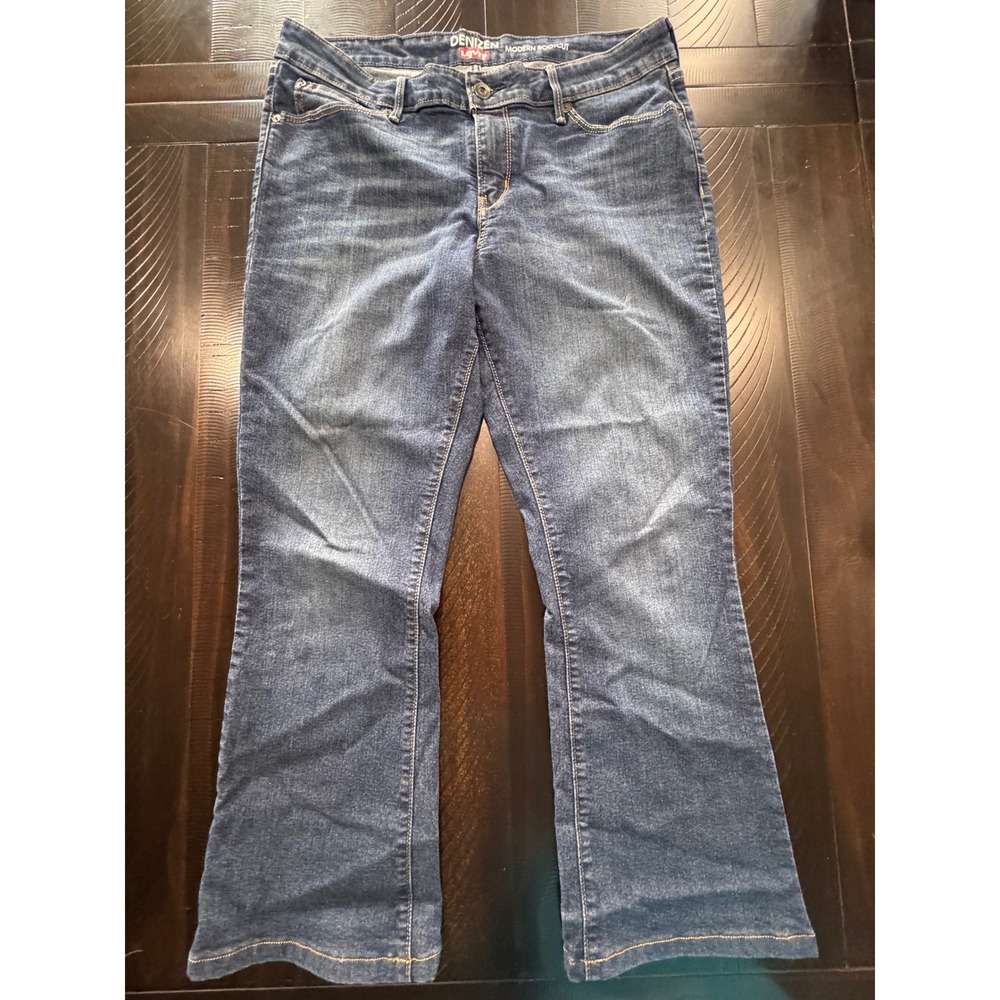 Denizen from Levis Modern Bootcut Jeans Medium Wash Blue Denim 33x26